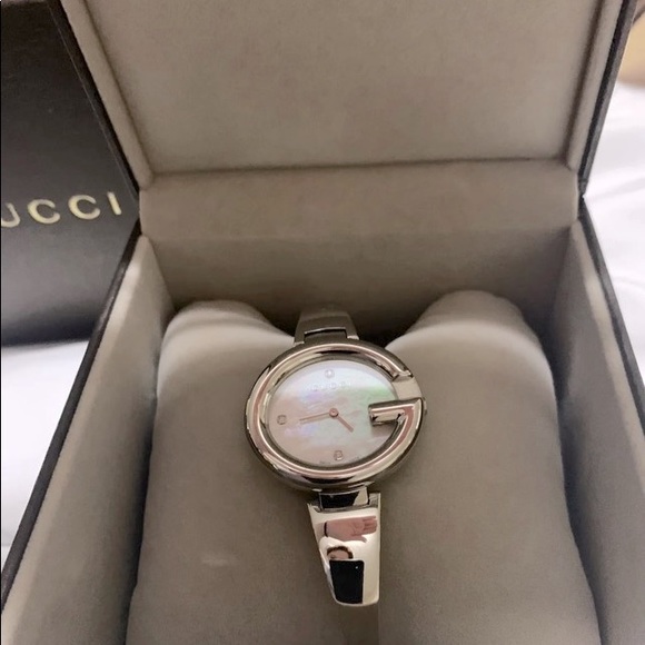 Gucci watch biggest version of style - Picture 1 of 4